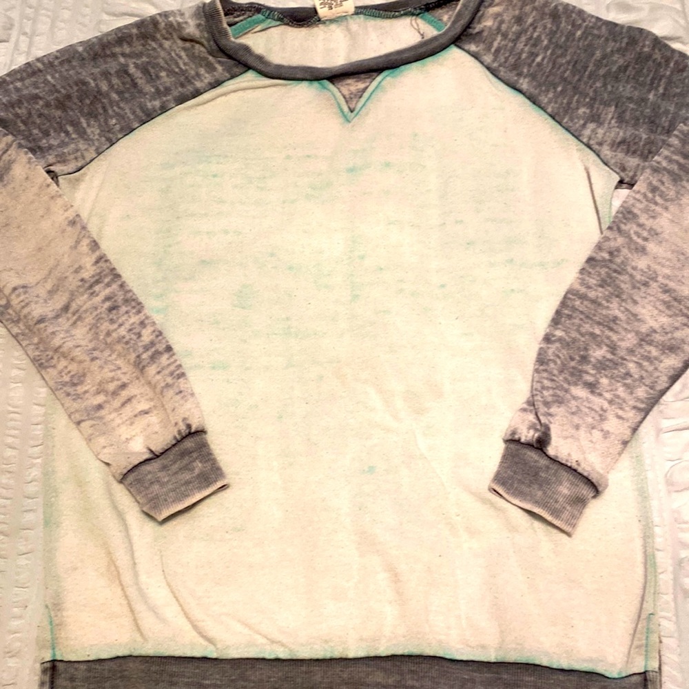 Lightweight Long Sleeve Shirt | Size S essentials by Full Tilt